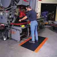 Cushion Trax Mat, 4' x 6', Black-Gray